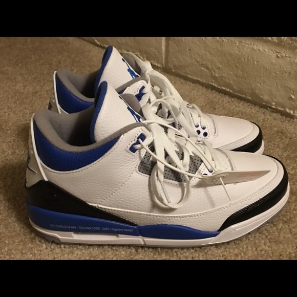 Men’s Nike Air Jordan 3 Fragment Size 9.5 - Picture 4 of 7